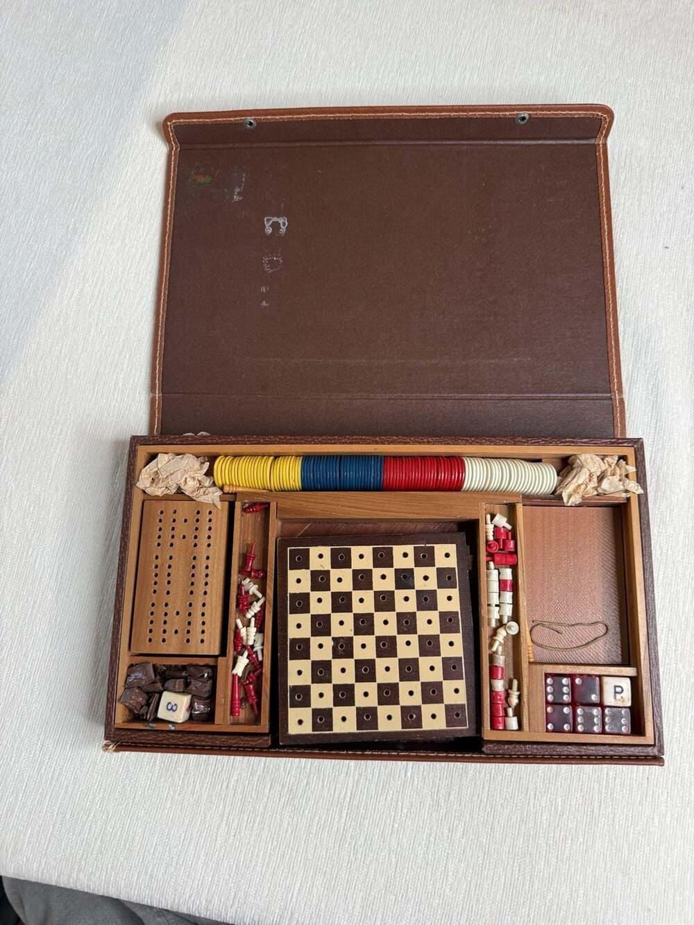 Vintage ES Lowe Multi-Game Travel Compendium Set